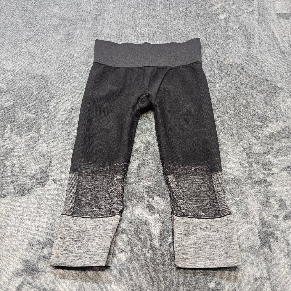 Lululemon Seamlessly Street Crop Heathered Black Leggings Mid-Rise Womens Size 6 - Picture 4 of 11